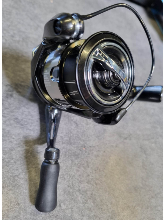 MOULINET SPINNING SHIMANO...